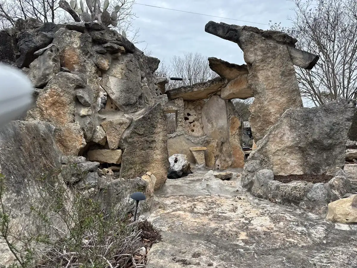 Natural rock garden and stone features on Nova Recovery Center’s Hill Country campus.